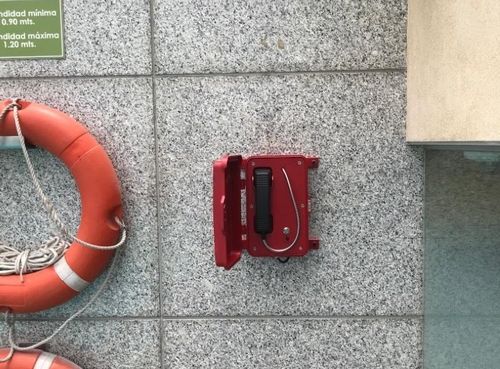 Ultime notizie aziendali su Il nostro telefono di emergenza di JR101-CB è stato installato al Hilton Hotel nel Perù
